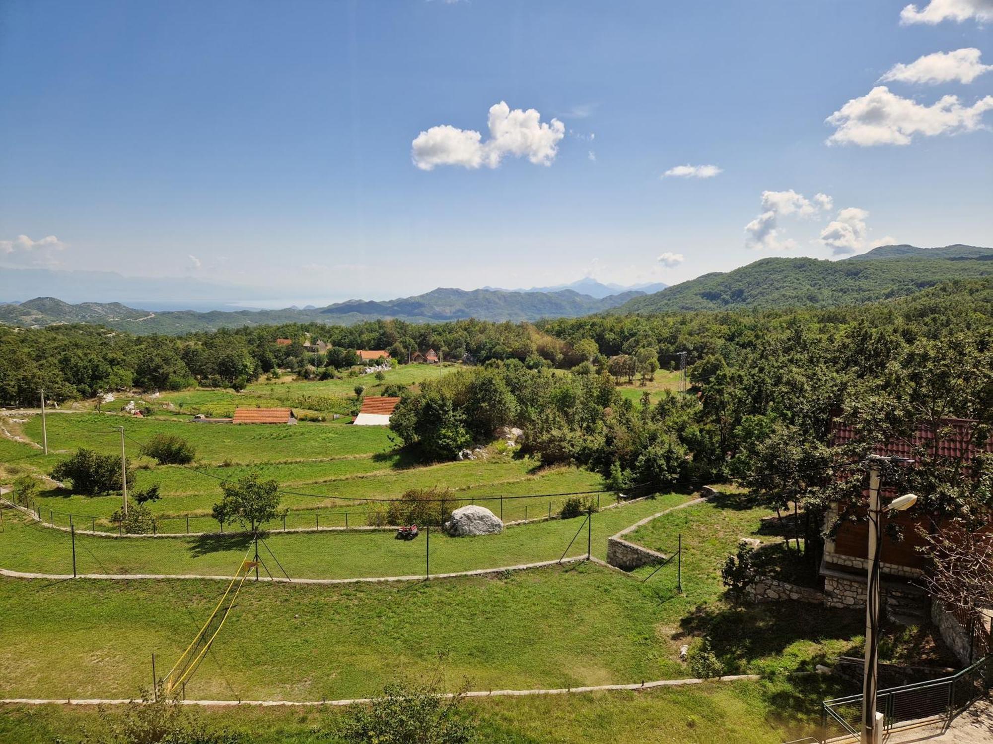 Mountain Village House Cetinje Bagian luar foto